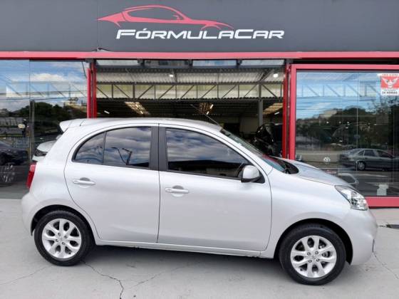NISSAN MARCH 1.6 SV 16V FLEXSTART 4P XTRONIC